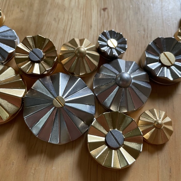 EUC COACH Metallic Clustered Daisy Rivet Necklace - Picture 7 of 7